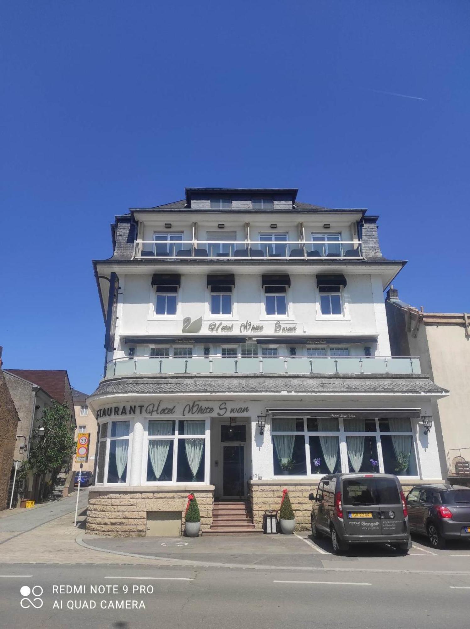 Hotel Whiteswan Ihnen Buitenkant foto